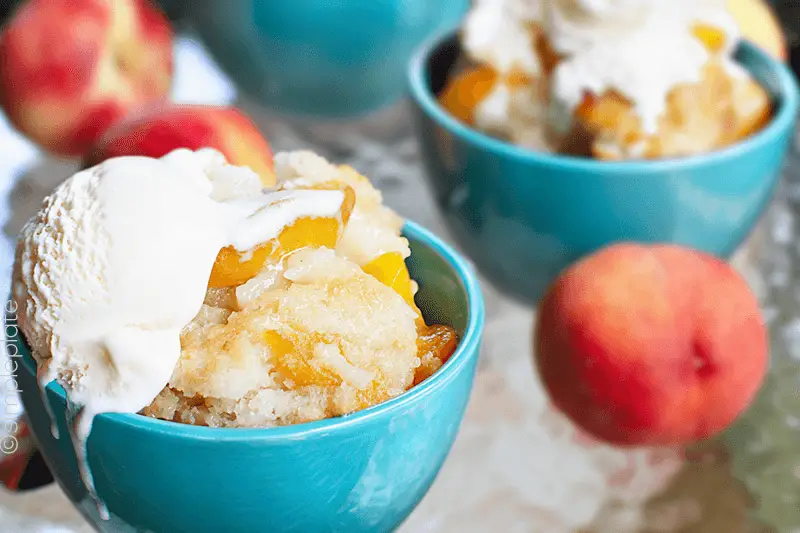 rustic peach cobbler